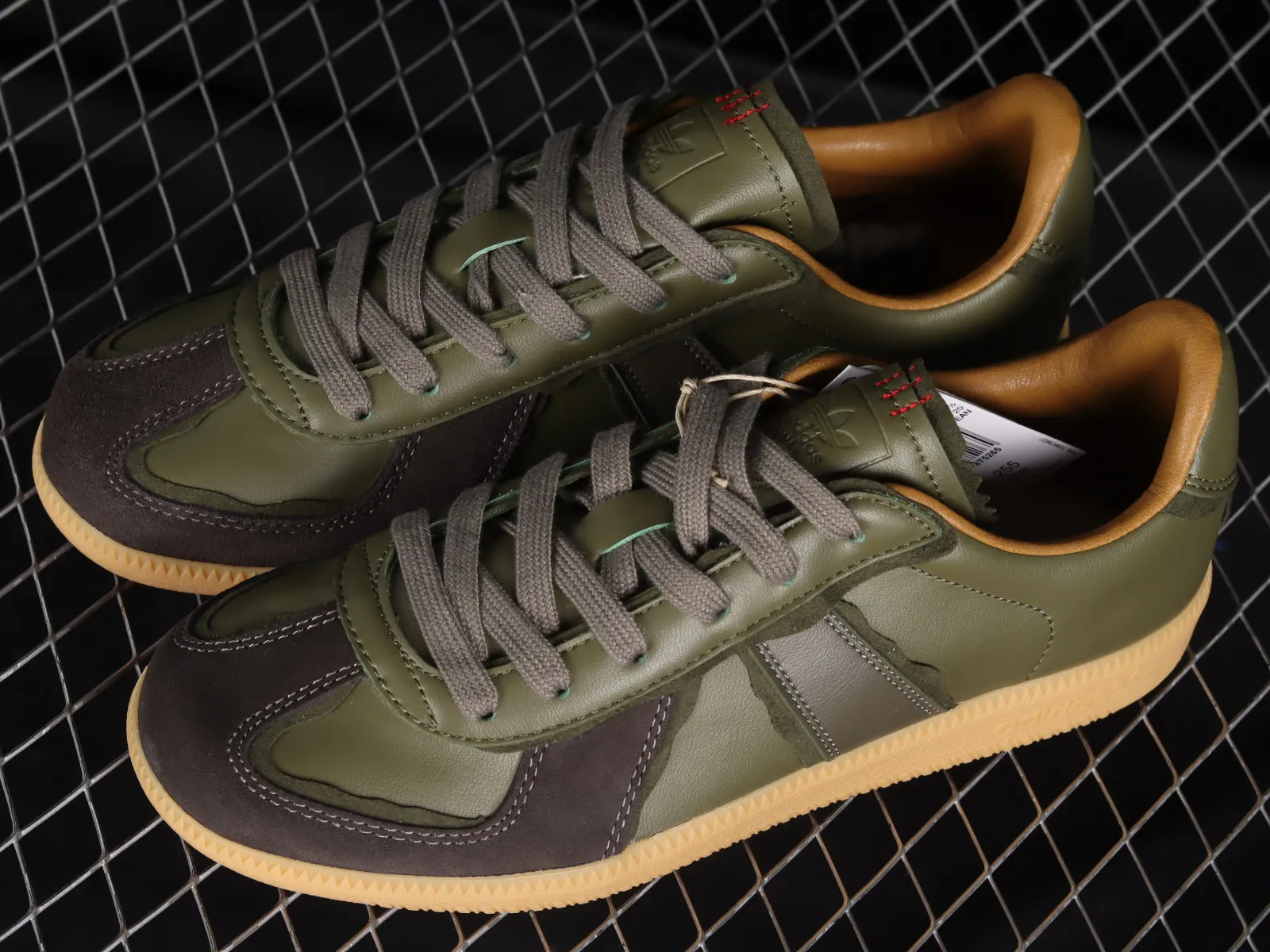 Adidas BW ARMY Dark Green Gum GY0016