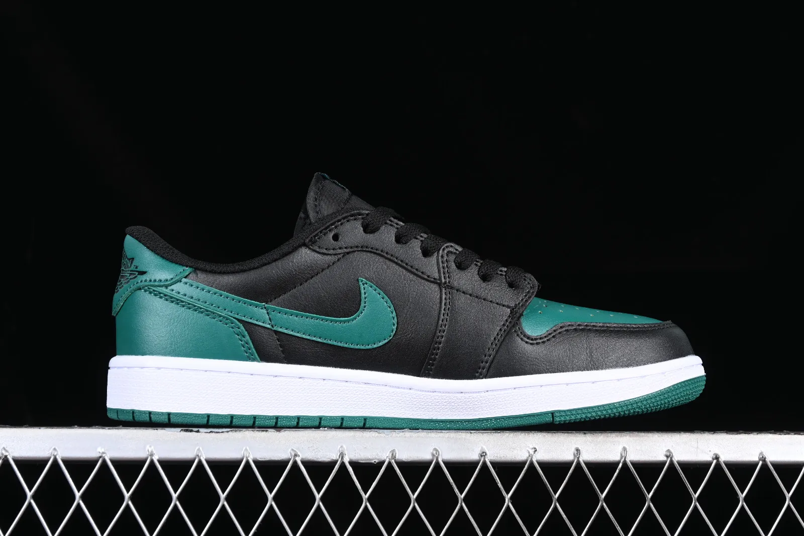 Air Jordan 1 Low OG Gorge Green Black White CZ0775-036