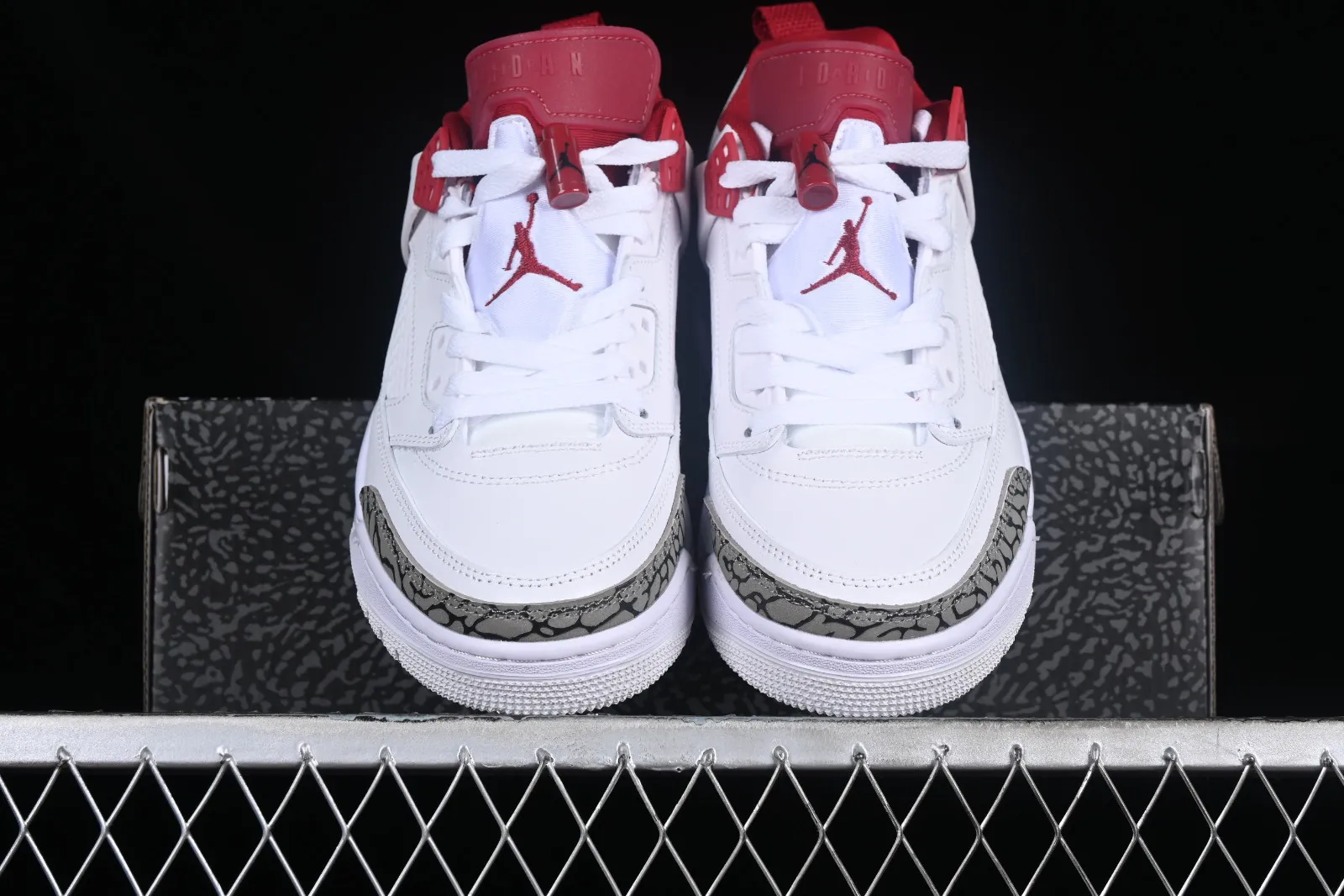 Air Jordan Spizike Low White Red Grey FQ1579-126