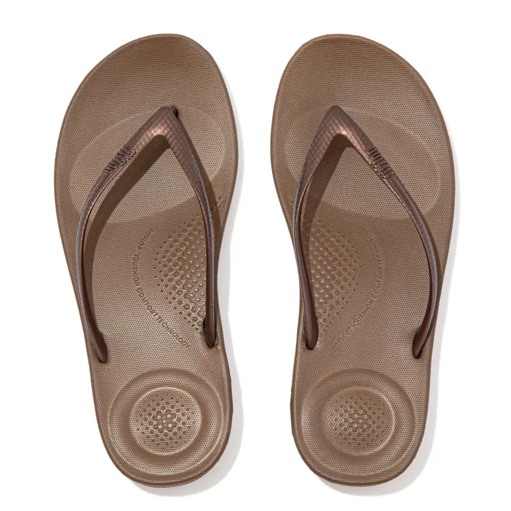 FitFlop iQushion Ergonomic Thongs Bronze