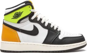 Jordan Kids Air Jordan 1 Retro High OG Volt Gold sneakers Black