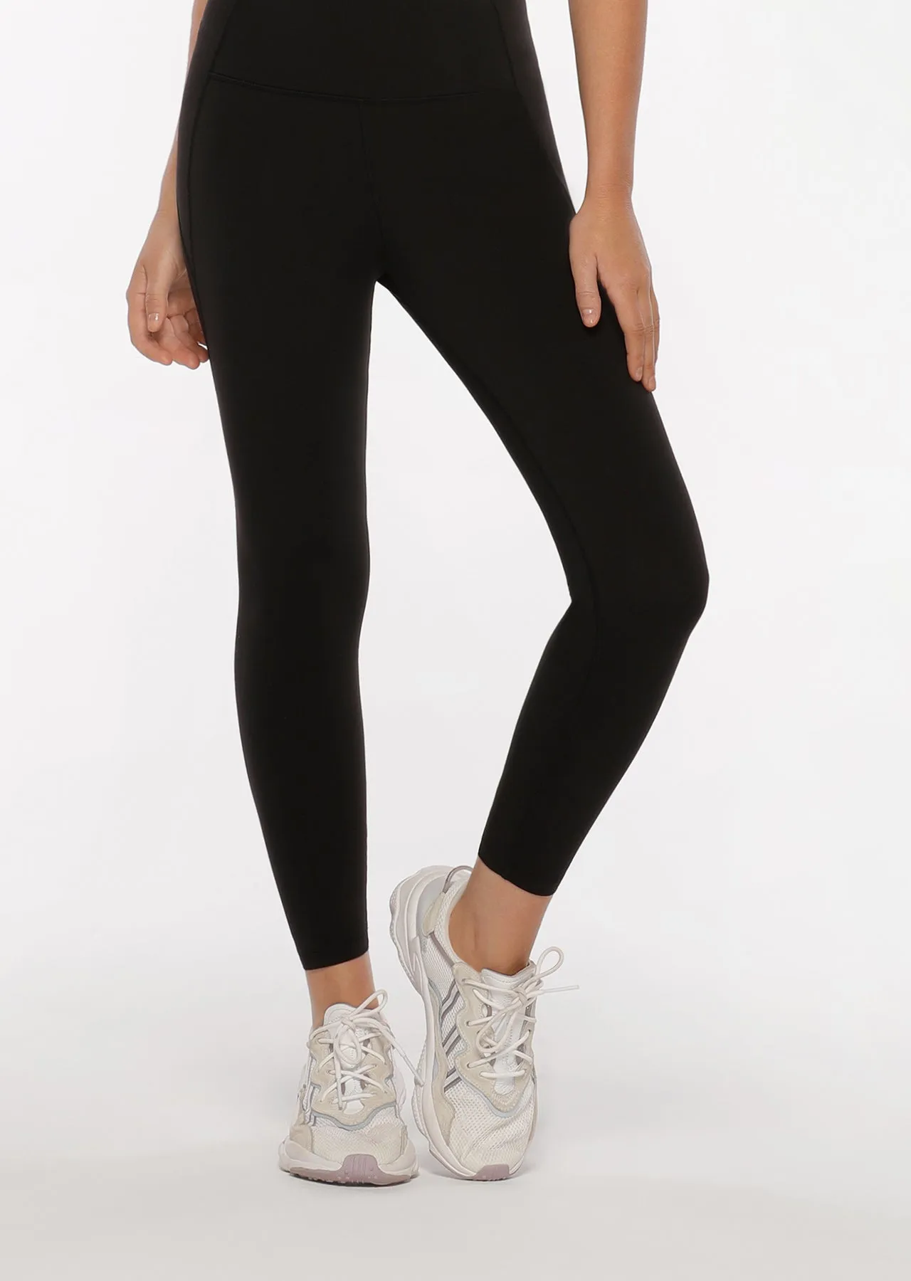 Lorna Jane No Dig Ankle Biter leggings in Black