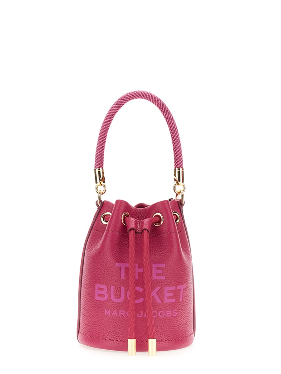 MARC JACOBS    MINI LEATHER THE BUCKET BAG