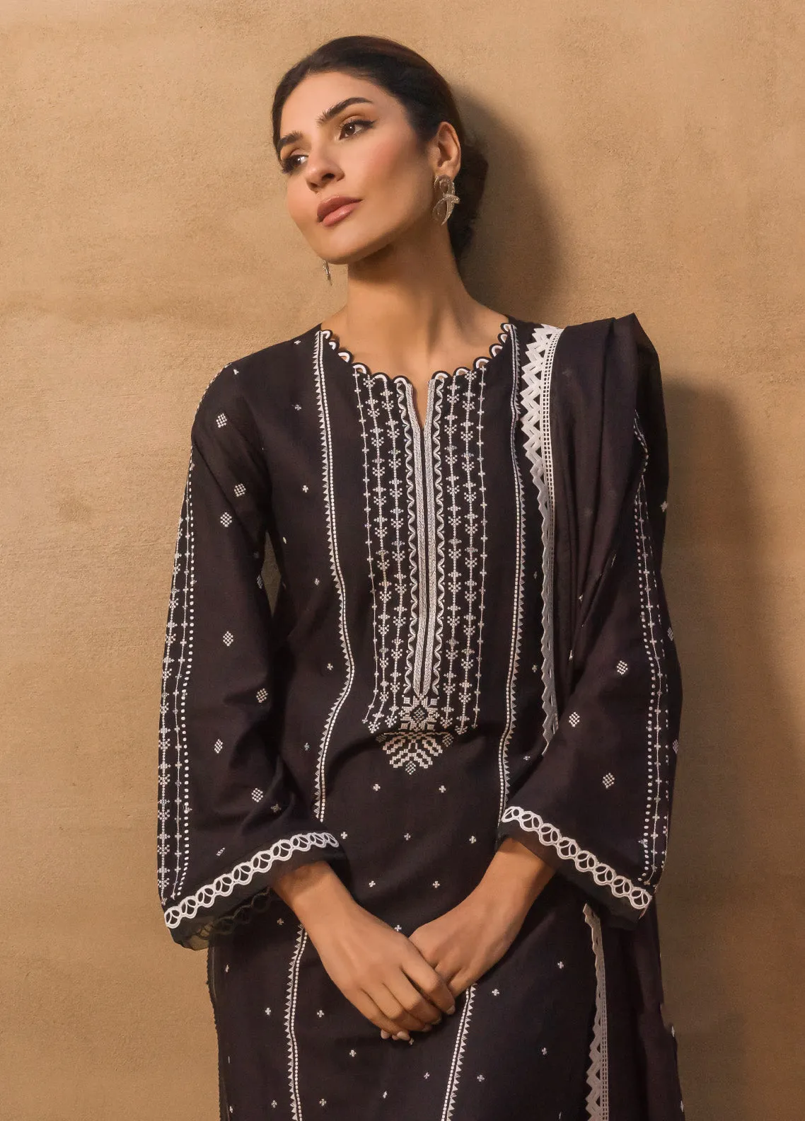 Mirage By Sahar Spring Luxury Lawn 3 Piece Unstitched Suit S24MSLL-04