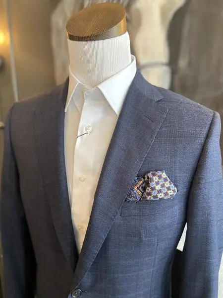 NAVY SHADOW PLAID WOOL SUIT