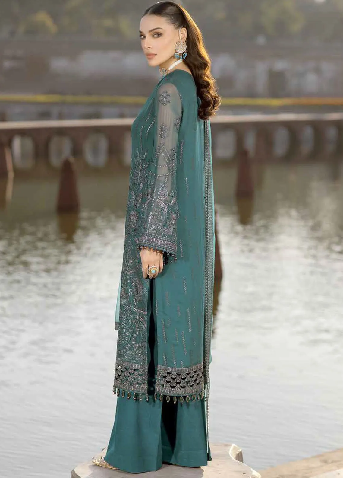 Safeera By Flossie Embroidered Chiffon 3 Piece Unstitched Suit FL24SF S-1306 COLD LIGHT