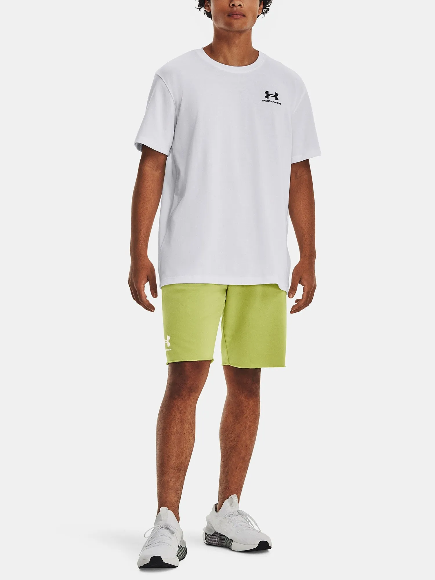 T-Shirt Under Armour Logo Embroidered Heavyweight - White/Black - men´s