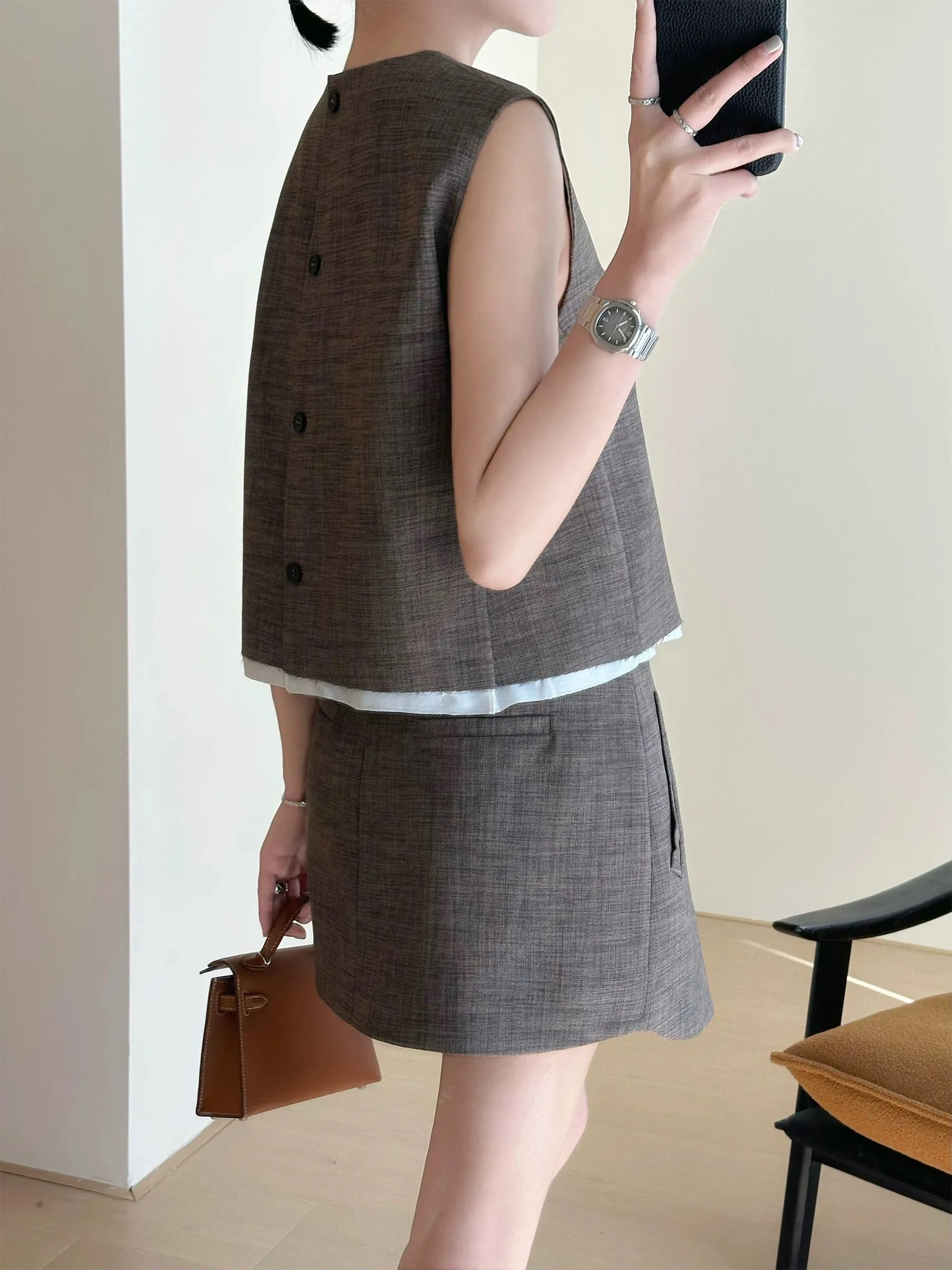 WANGER Sister Chengfeng, linen texture, small fragrant brown suit, women's sleeveless vest and skirt two-piece set