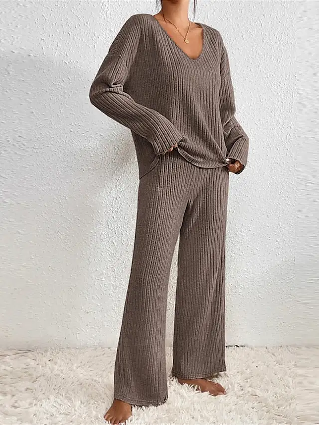 Warm and Cozy Women's Fleece Loungewear Sets ideal for Autumn and Winter